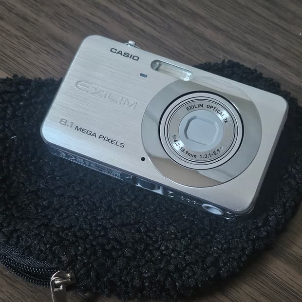 빈티지 디카 카시오 엑슬림 EX-Z80