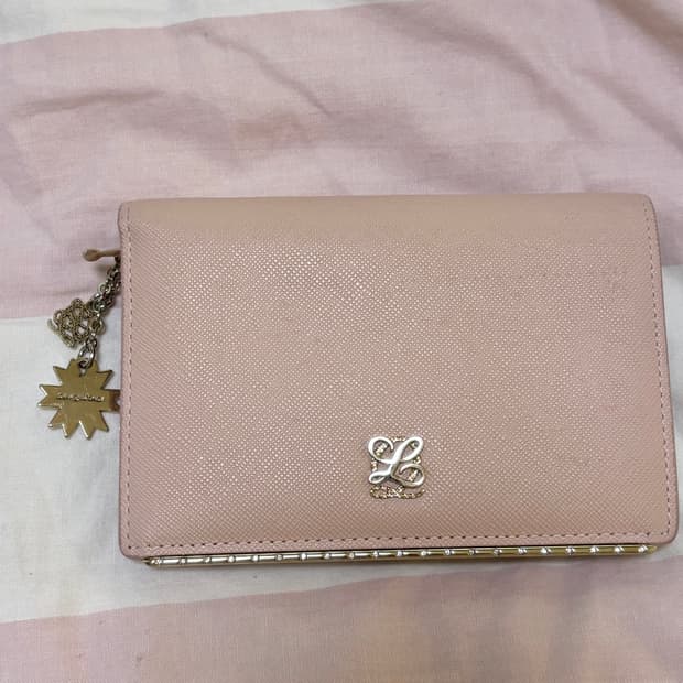 루이가또즈 핑크 지갑 