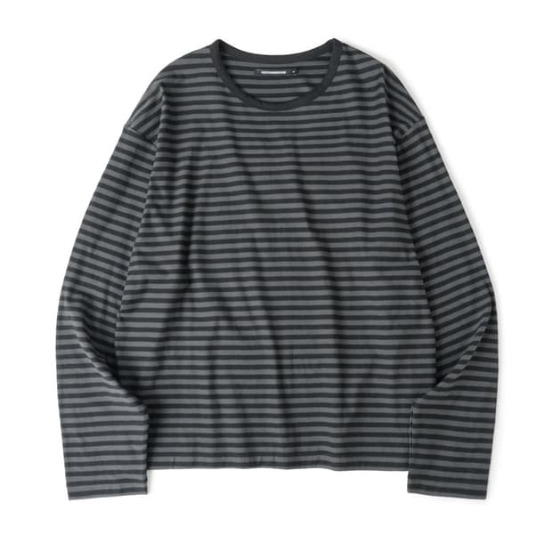 해칭룸 크롭티 스트라이프 블랙