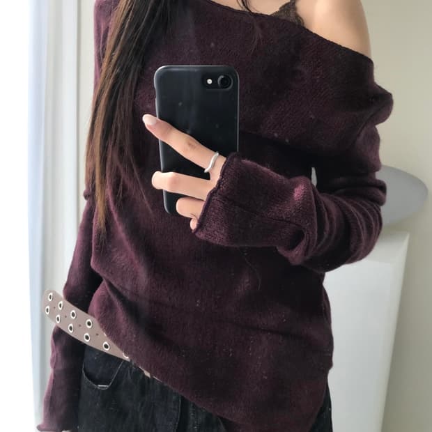 새상품) 튜프티 니트탑 버건디 튜프티 슬릿 니트탑