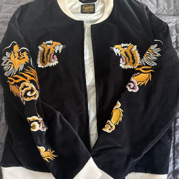 아웃스탠딩 velvet souvenir jacket