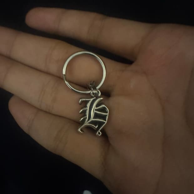 크롬하츠 이니셜 펜던트