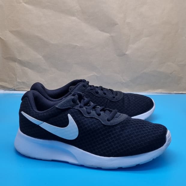 나이키 탄준 여성운동화240 