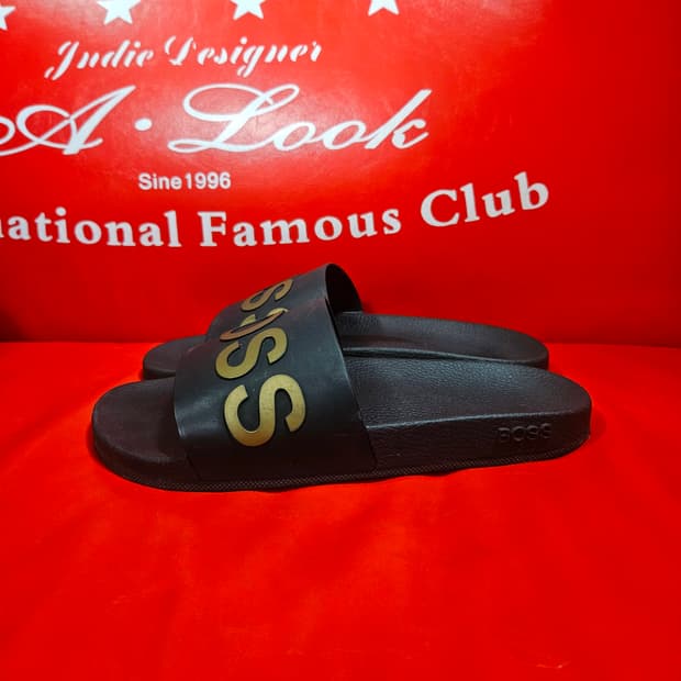 보스(BOSS) 골든 로고 슬리퍼 43size