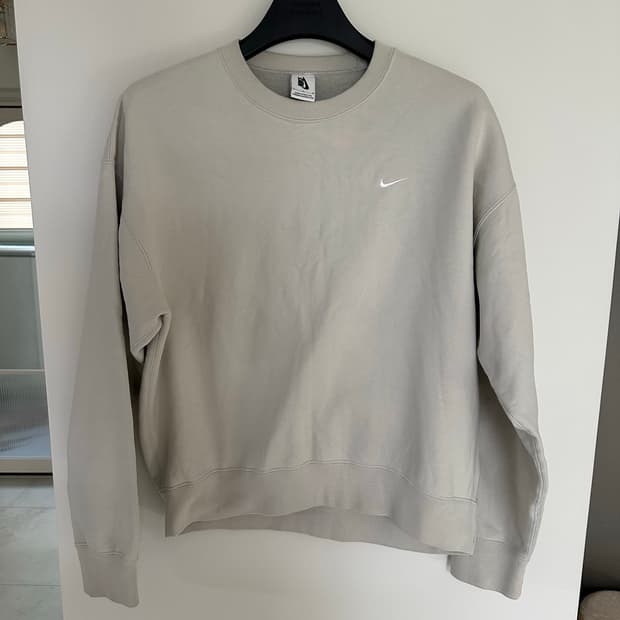 나이키 맨투맨 M