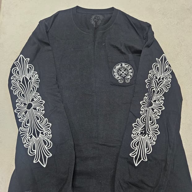 [L] 크롬하츠 LA 홀스슈 플로랄 롱슬리브