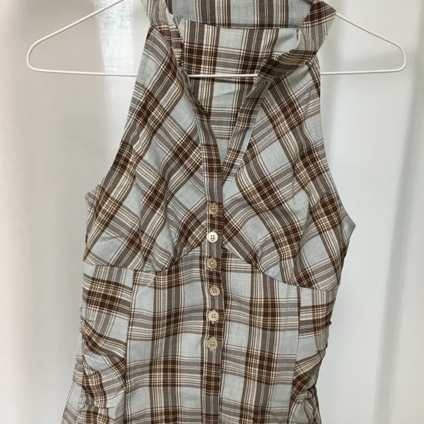 샵사이다 checked halter tank top