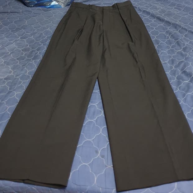 라벨아카이브 릴렉스핏 핀턱 슬랙스 블랙 (4사이즈)