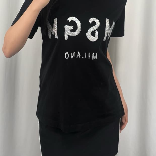 msgm 브러쉬드 블랙 반팔