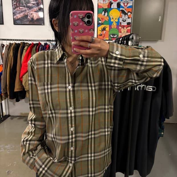 버버리 기마로고 체크셔츠