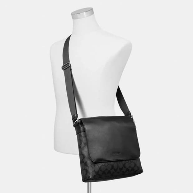 코치 시그니쳐 캔버스 메신저 크로스백/coach
