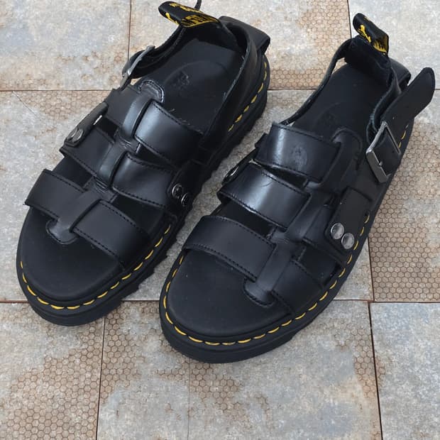 (270)닥터마틴 테리 블랙 샌들
