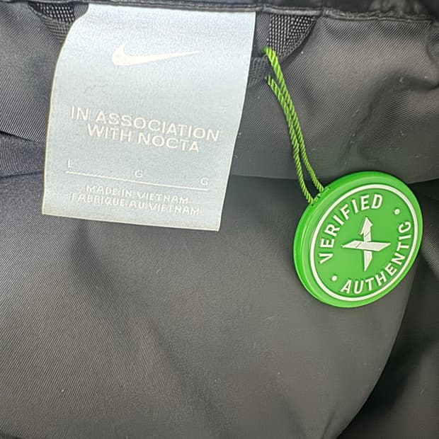 나이키 녹타패딩 US L사이즈 팝니다