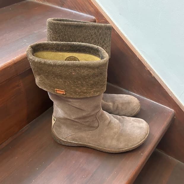 Camper boots 