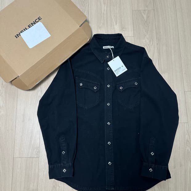 인사일런스 데님 웨스턴 셔츠