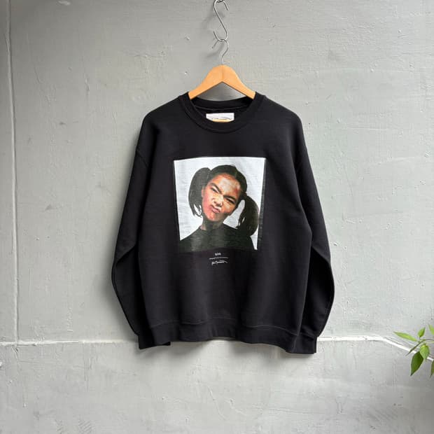 비요크 x 저널 스탠다드 스웻 셔츠