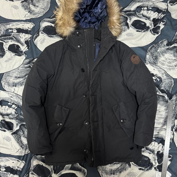 펜필드 40주년 다운패딩 L사이즈 