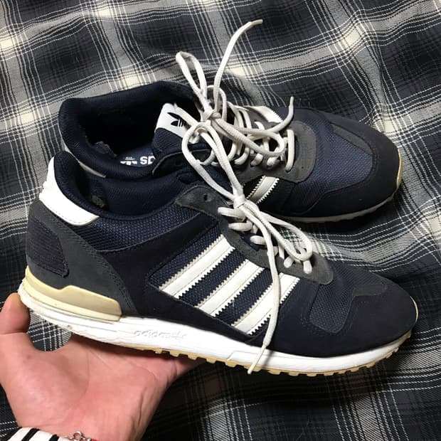 아디다스 오리지널 스니커즈 zx 700 네이비 270