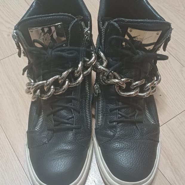 쥬세페자노티 체인 하이탑 스니커즈