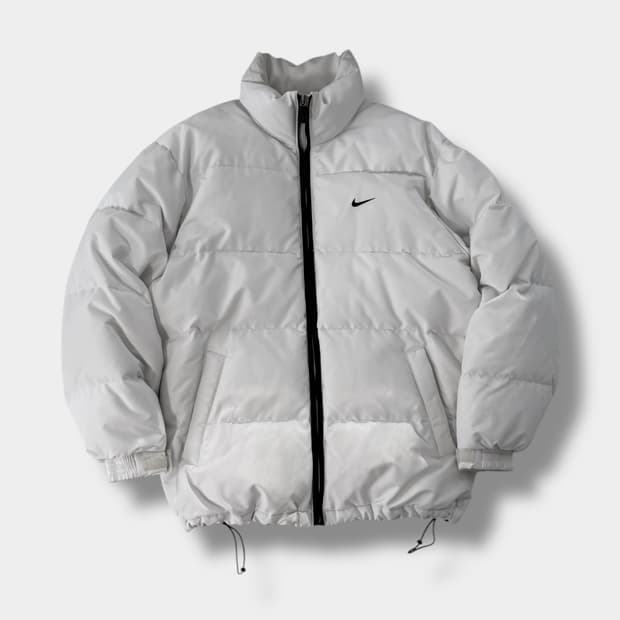 나이키 00‘s 루즈핏 화이트 덕다운 푸퍼 패딩  뉴챔프