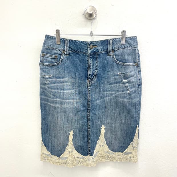 light blue lace trim denim skirt