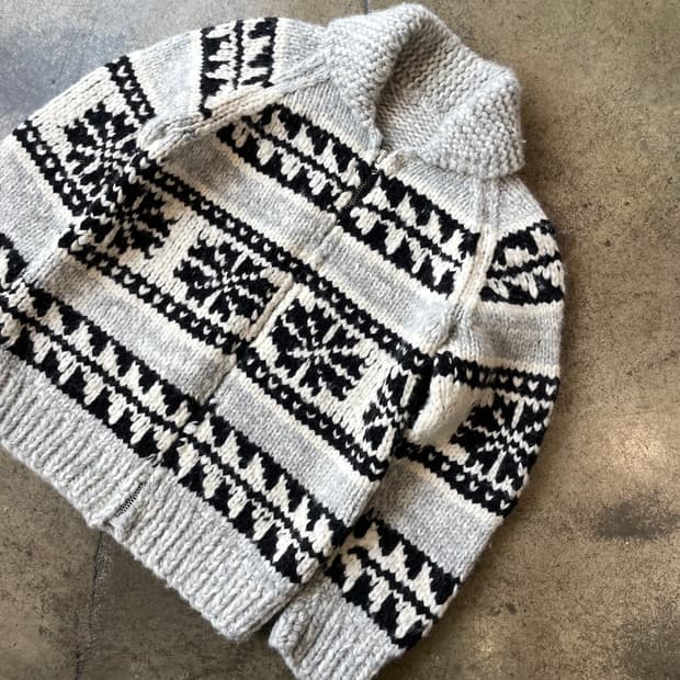 80’s Vintage Canadian cowinchan 빈티지 코위찬