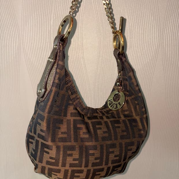 펜디 주카 체인 호보백 S급