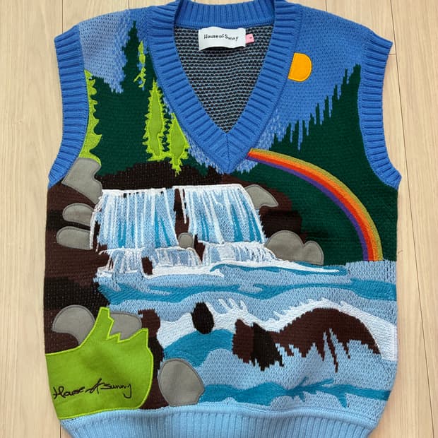 [정품] House of Sunny 체이싱 워터폴스 니트 베스트 🌊🌈