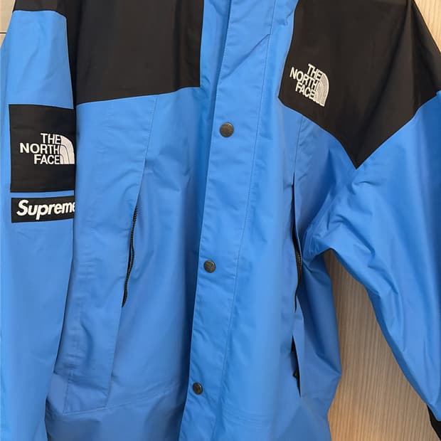 슈프림 노스페이스 마운틴 자켓 xl