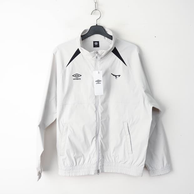 105/새상품 엄브로 성남FC 버킷 하이브리드 자켓