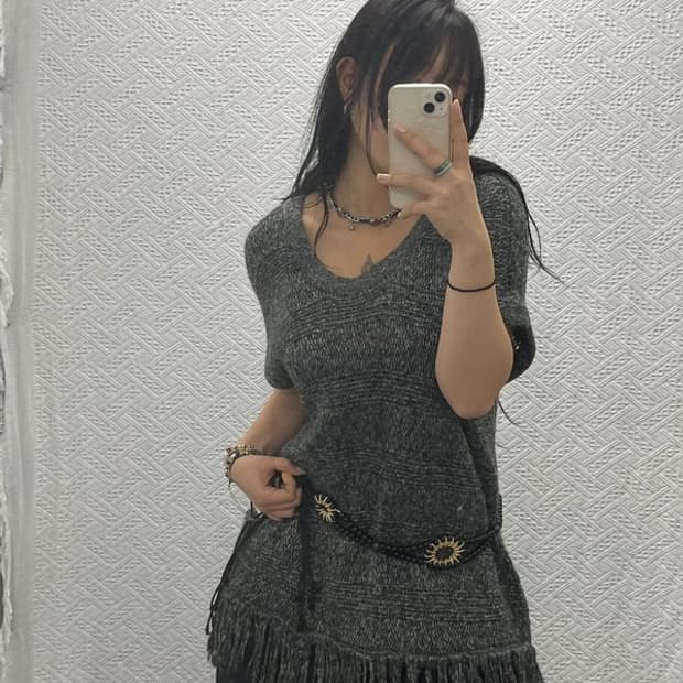 미치코 런던 보헤미안 프린지 래글런 태슬 디테일 니트 L C06519