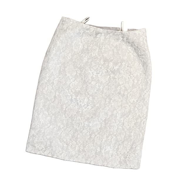 White Flower Lace Skirt 화이트 플라워 레이스 스커트