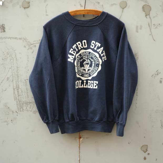 80s Velva Sheen 메트로폴리탄 컬리지 스웻셔츠