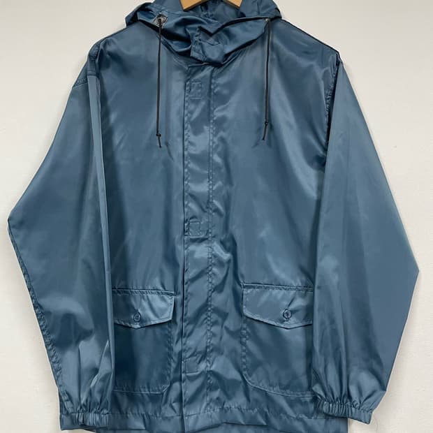 투포켓 후드 바람막이자켓