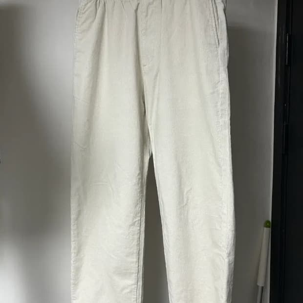 유니클로 코듀로이이지앵클팬츠 오프화이트 M