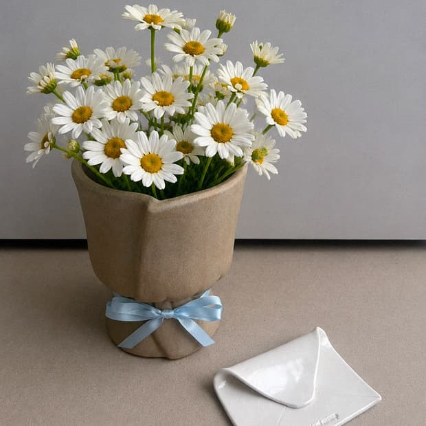 Moment Bouquet Vase