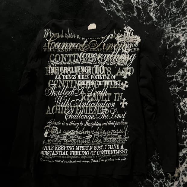 펑크 레터링 롱슬리브