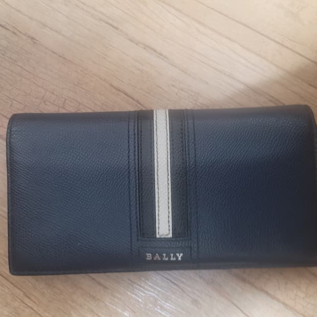 발리 장지갑 
