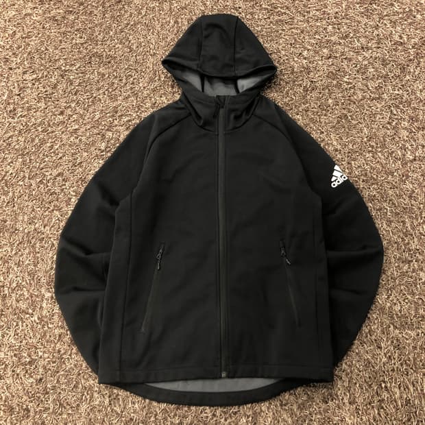 L 아디다스 신형 소프트쉘 후드집업 자켓