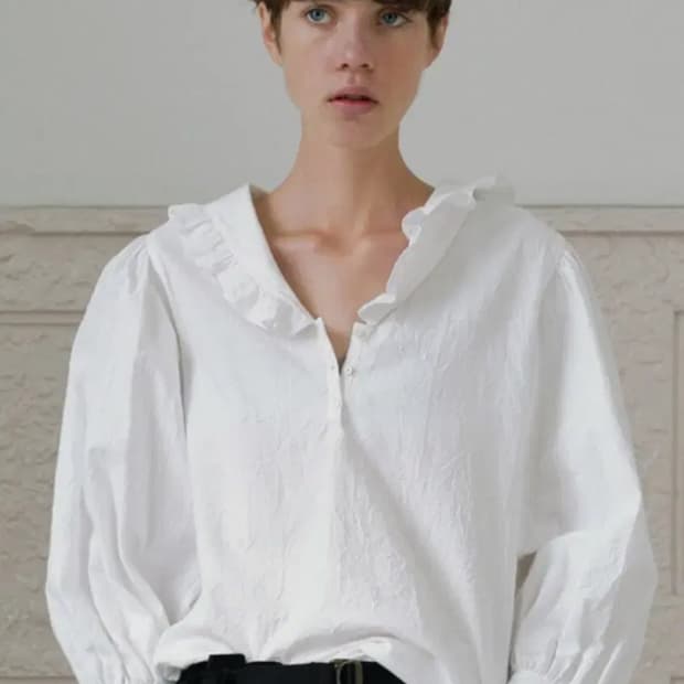 비아플레인 비아달리아 블라우스 새상품