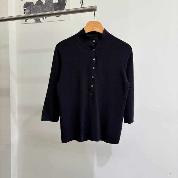 AQUASCUTUM 니트