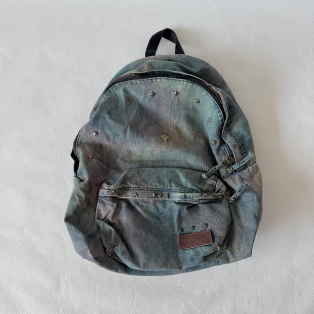 이스트팩(EASTPAK) 데님 백팩