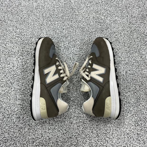 뉴발란스 574 클래식 그레이