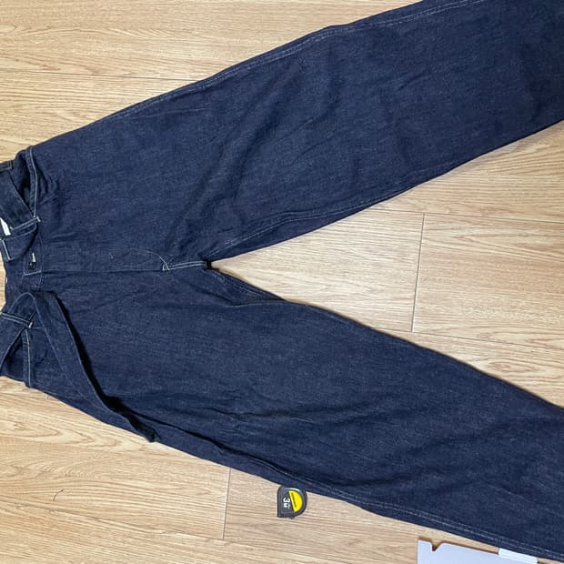 코모리 벨티드 팬츠 네이비 4사이즈