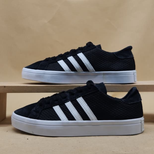 아디다스 코트밴티지 스니커즈 240