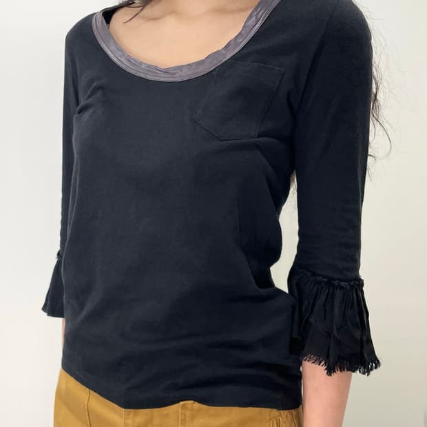 sacai luck 프릴 7부 티셔츠