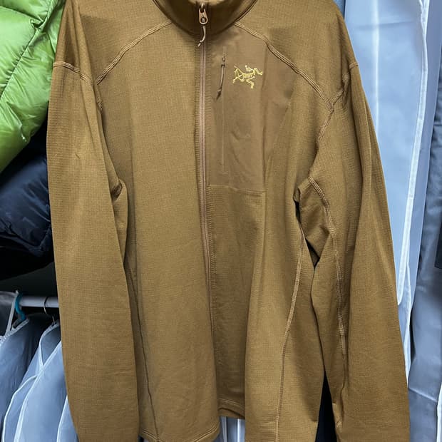 아크테릭스 델타 자켓 렐릭