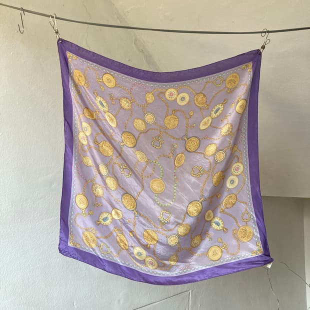 빈티지 그래픽 퍼플 스카프