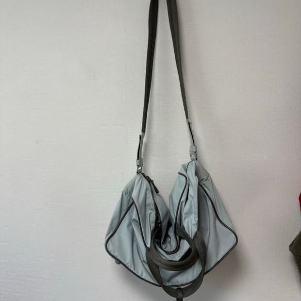 프라다 나일론백 