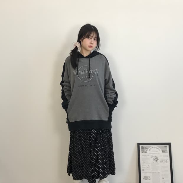 Hard Rock Tokyo Raglan Hoodie